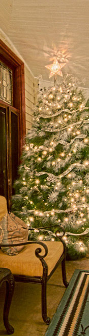 Santa Snow at Stetson Mansion